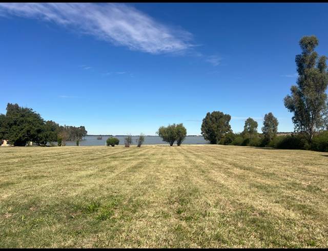 2 BEDROOM HOUSE FOR SALE IN HARTBEESFONTEIN AH